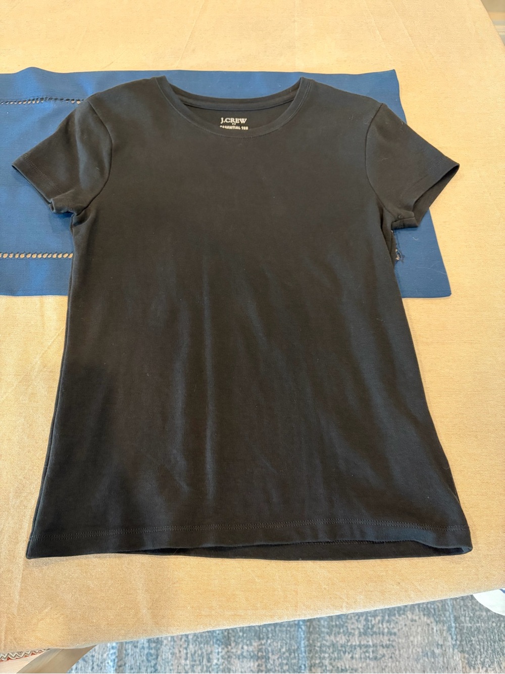 SET OF 4: J. Crew Factory Essential Short Sleeve Tees: Pink/White/Navy/Black XS - Picture 4 of 7